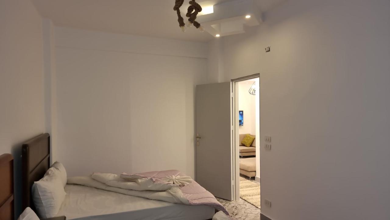Alex Gate Apartment - Families Only Alexandria Exterior photo